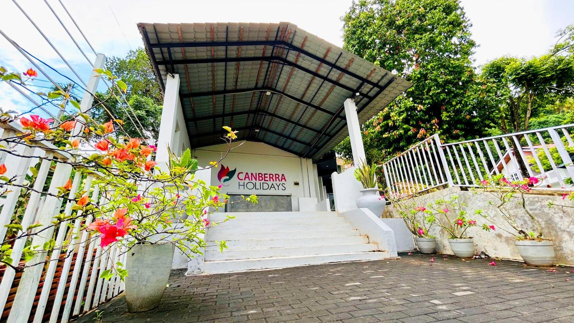 Canberra Holidays - Mirissa Zewnętrze zdjęcie